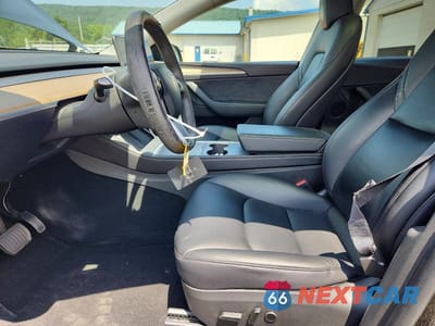 Zdjęcie 7 z 12 samochodu: 2022 TESLA MODEL Y VIN:7SAYGDEE5NA022272 - miniatura