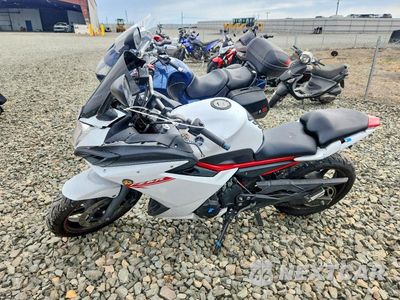 Trzecie zdjęcie samochodu z tyłu: 2013 YAMAHA FZ6R VIN:JYARJ18Y6DA002335 - miniatura