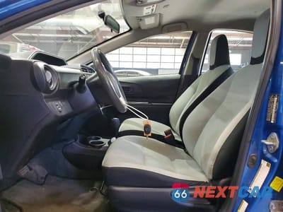 Zdjęcie 7 z 12 samochodu: 2015 TOYOTA PRIUS C ONE VIN:JTDKDTB34F1579860 - miniatura