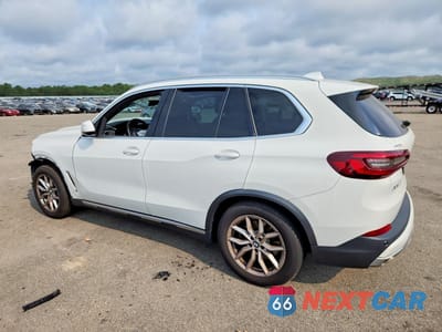 Drugie zdjęcie samochodu z przodu: 2021 BMW X5 XDRIVE40I VIN:5UXCR6C0XM9G08340 - miniatura