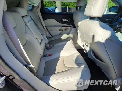 Zdjęcie 11 z 13 samochodu: 2019 JEEP CHEROKEE LIMITED VIN:1C4PJMDN1KD131961 - miniatura