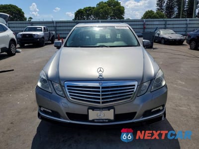 Piąte zdjęcie samochodu w środku: 2010 MERCEDES-BENZ E 350 4MATIC VIN:WDDHF8HBXAA233004 - miniatura