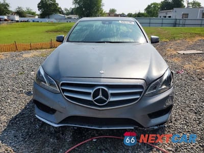 Piąte zdjęcie samochodu w środku: 2016 MERCEDES-BENZ E 350 4MATIC VIN:WDDHF8JB7GB257189 - miniatura