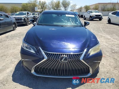 Piąte zdjęcie samochodu w środku: 2019 LEXUS ES 350 VIN:JTHBZ1B18K2002191 - miniatura