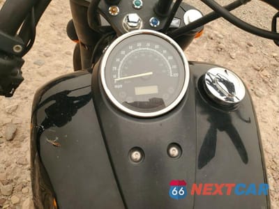Zdjęcie 7 z 8 samochodu: 2014 HONDA VT750 C2B VIN:JH2RC5374EK400697 - miniatura