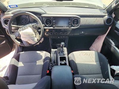 Zdjęcie 8 z 13 samochodu: 2021 TOYOTA TACOMA TRD SPORT VIN:3TMCZ5AN7MM383545 - miniatura