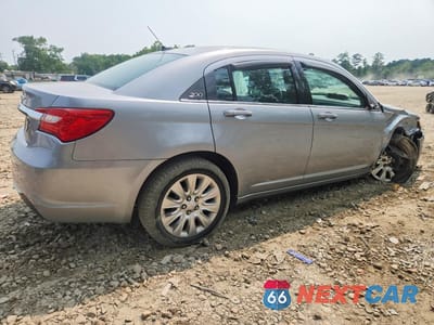 Trzecie zdjęcie samochodu z tyłu: 2013 CHRYSLER 200 LX VIN:1C3CCBABXDN734125 - miniatura