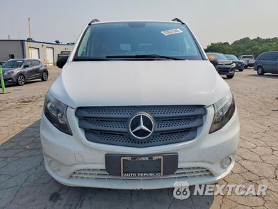 Piąte zdjęcie samochodu w środku: 2018 MERCEDES-BENZ METRIS VIN:WD4PG2EE2J3375372 - miniatura