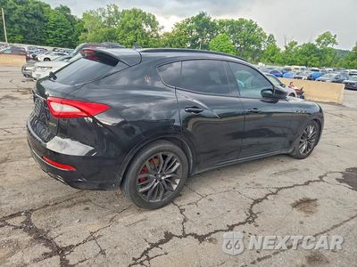 Trzecie zdjęcie samochodu z tyłu: 2018 MASERATI LEVANTE VIN:ZN661XUA8JX299215 - miniatura
