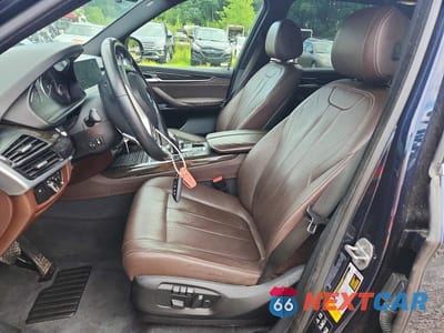 Zdjęcie 7 z 12 samochodu: 2018 BMW X5 XDRIVE35I VIN:5UXKR0C55J0X96122 - miniatura