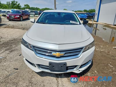 Piąte zdjęcie samochodu w środku: 2018 CHEVROLET IMPALA LT VIN:2G1105S32J9107091 - miniatura