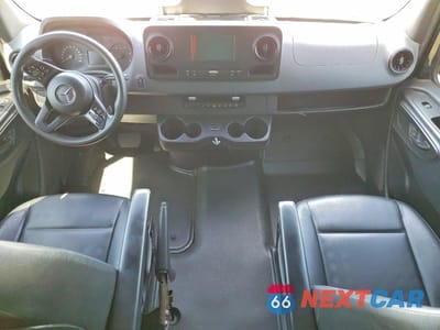 Zdjęcie 8 z 13 samochodu: 2020 MERCEDES-BENZ SPRINTER 2500 VIN:W1Z4EGHY9LT022806 - miniatura