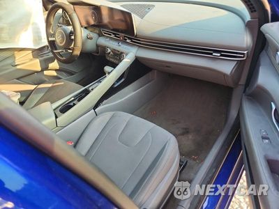 Zdjęcie 8 z 12 samochodu: 2023 HYUNDAI ELANTRA SEL VIN:5NPLS4AG6PH100434 - miniatura