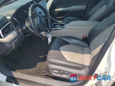 Zdjęcie 7 z 12 samochodu: 2018 TOYOTA CAMRY HYBRID XLE VIN:4T1B21HK5JU003531 - miniatura