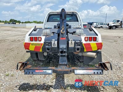 Zdjęcie 6 z 12 samochodu: 2021 CHEVROLET SILVERADO C3500 VIN:1GB4WREY3MF285352 - miniatura