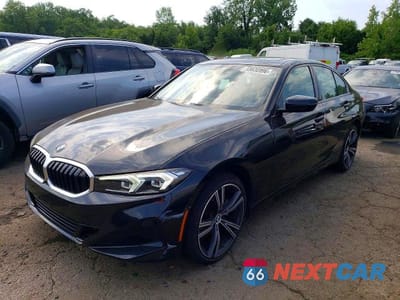 2023 BMW 330XI 3MW89FF08P8D45454 - główne zdjęcie licytacji z USA - miniatura