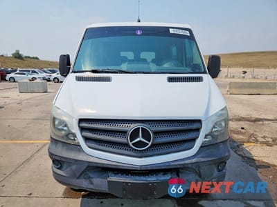 Piąte zdjęcie samochodu w środku: 2017 MERCEDES-BENZ SPRINTER 2500 VIN:8BRPE7CD5HE131655 - miniatura