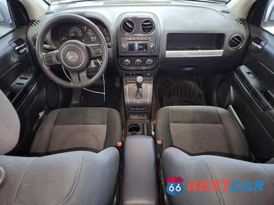 Zdjęcie 8 z 13 samochodu: 2014 JEEP COMPASS SPORT VIN:1C4NJDBB8ED506135 - miniatura