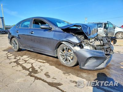 Czwarte zdjęcie samochodu z boku: 2024 KIA FORTE LXS VIN:3KPF24AD1RE794623 - miniatura