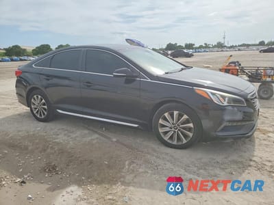 Czwarte zdjęcie samochodu z boku: 2016 HYUNDAI SONATA SPORT VIN:5NPE34AF5GH333850 - miniatura