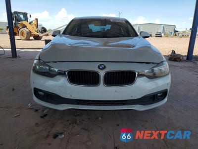 Piąte zdjęcie samochodu w środku: 2016 BMW 320 I VIN:WBA8E1G51GNT34284 - miniatura