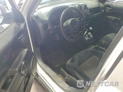 Zdjęcie 8 z 13 samochodu: 2014 JEEP PATRIOT SPORT VIN:1C4NJPBA1ED691525 - miniatura