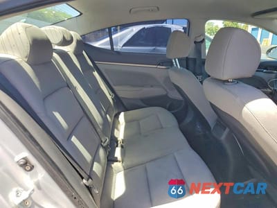 Zdjęcie 10 z 12 samochodu: 2017 HYUNDAI ELANTRA SE VIN:KMHD84LF8HU062196 - miniatura