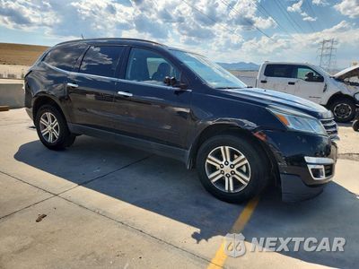 Czwarte zdjęcie samochodu z boku: 2016 CHEVROLET TRAVERSE LT VIN:1GNKVHKD8GJ113960 - miniatura