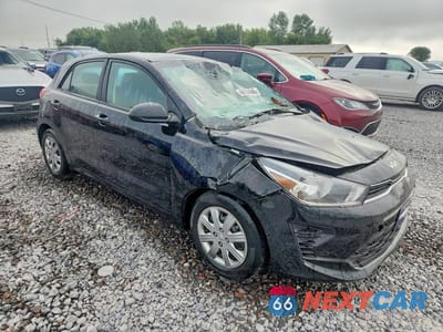 Czwarte zdjęcie samochodu z boku: 2023 KIA RIO S VIN:3KPA25AD8PE511826 - miniatura