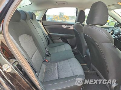 Zdjęcie 10 z 12 samochodu: 2023 KIA FORTE LXS VIN:3KPF24AD9PE562316 - miniatura