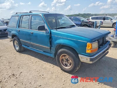Czwarte zdjęcie samochodu z boku: 1993 FORD EXPLORER VIN:1FMDU32X1PUC22935 - miniatura