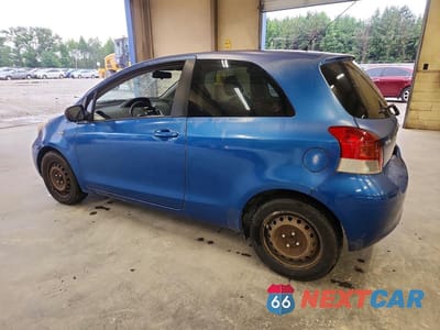 Drugie zdjęcie samochodu z przodu: 2010 TOYOTA YARIS BASE VIN:JTDJT4K34A5321229 - miniatura