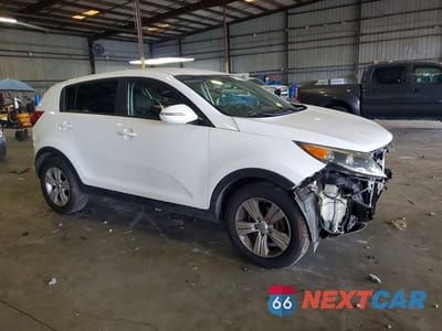 Czwarte zdjęcie samochodu z boku: 2013 KIA SPORTAGE LX VIN:KNDPB3A28D7493577 - miniatura