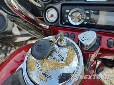 Zdjęcie 8 z 9 samochodu: 2007 HARLEY-DAVIDSON FLHTCUI VIN:1HD1FC41X7Y647054 - miniatura