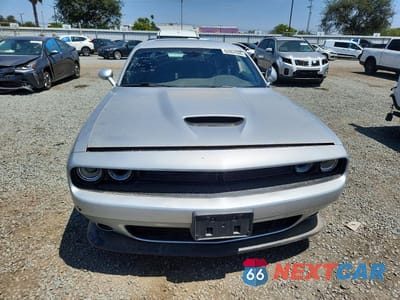 Piąte zdjęcie samochodu w środku: 2020 DODGE CHALLENGER GT VIN:2C3CDZKG0LH110888 - miniatura