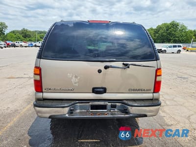 Zdjęcie 6 z 13 samochodu: 2003 CHEVROLET SUBURBAN K1500 VIN:1GNFK16Z73R272763 - miniatura