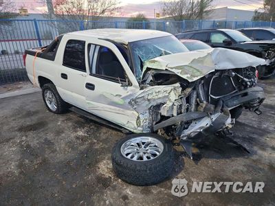 Czwarte zdjęcie samochodu z boku: 2003 CHEVROLET AVALANCHE C1500 VIN:3GNEC13TX3G246165 - miniatura