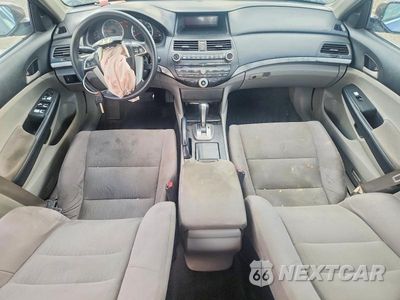 Zdjęcie 8 z 13 samochodu: 2011 HONDA ACCORD LX VIN:1HGCP2F39BA066115 - miniatura