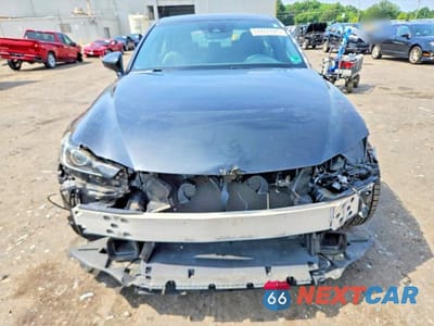 Piąte zdjęcie samochodu w środku: 2017 LEXUS IS 300 VIN:JTHCM1D2XH5023835 - miniatura