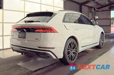 Czwarte zdjęcie samochodu z boku: 2021 AUDI Q8 PRESTIGE S-LINE VIN:WA1FVAF14MD026496 - miniatura
