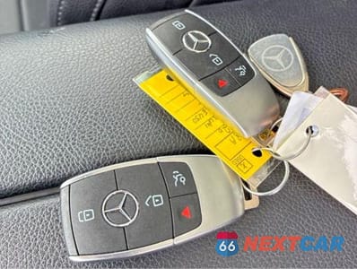 Zdjęcie 11 z 12 samochodu: 2020 MERCEDES-BENZ GLE 450 4MATIC VIN:4JGFB5KB3LA016686 - miniatura