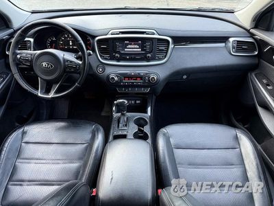 Zdjęcie 9 z 10 samochodu: 2016 KIA SORENTO EX VIN:5XYPHDA53GG004895 - miniatura