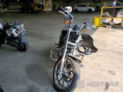Drugie zdjęcie samochodu z przodu: 2019 HARLEY-DAVIDSON XL883 L VIN:1HD4CR214KC413588 - miniatura