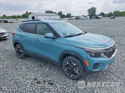 Czwarte zdjęcie samochodu z boku: 2024 KIA SELTOS EX VIN:KNDERCAA2R7523884 - miniatura
