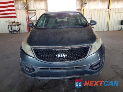 Piąte zdjęcie samochodu w środku: 2014 KIA SPORTAGE LX VIN:KNDPB3AC1E7565178 - miniatura