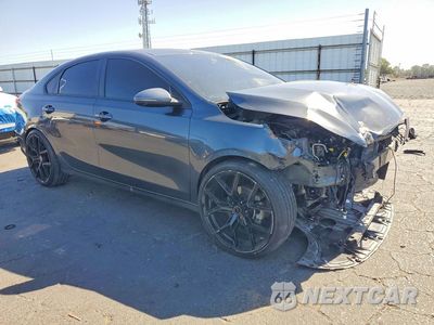 Czwarte zdjęcie samochodu z boku: 2023 KIA FORTE LXS VIN:3KPF24AD9PE572358 - miniatura