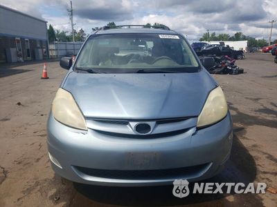 Piąte zdjęcie samochodu w środku: 2006 TOYOTA SIENNA XLE 7 PASSENGER VIN:5TDBA22C76S066432 - miniatura