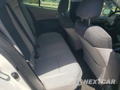 Zdjęcie 10 z 12 samochodu: 2021 TOYOTA COROLLA LE VIN:JTDEAMDEXMJ003682 - miniatura