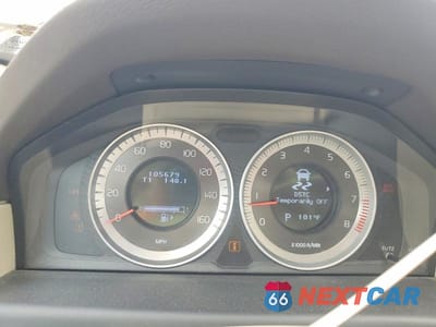 Zdjęcie 9 z 13 samochodu: 2013 VOLVO XC70 T6 VIN:YV4902BZ1D1151148 - miniatura