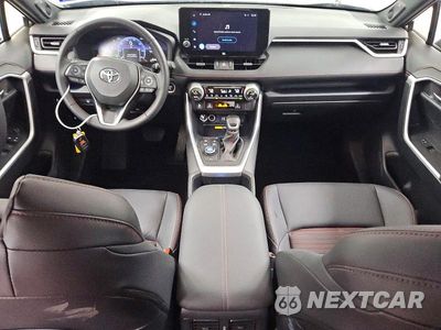 Zdjęcie 8 z 13 samochodu: 2025 TOYOTA RAV4 XSE VIN:JTMEB3FV4SD249496 - miniatura